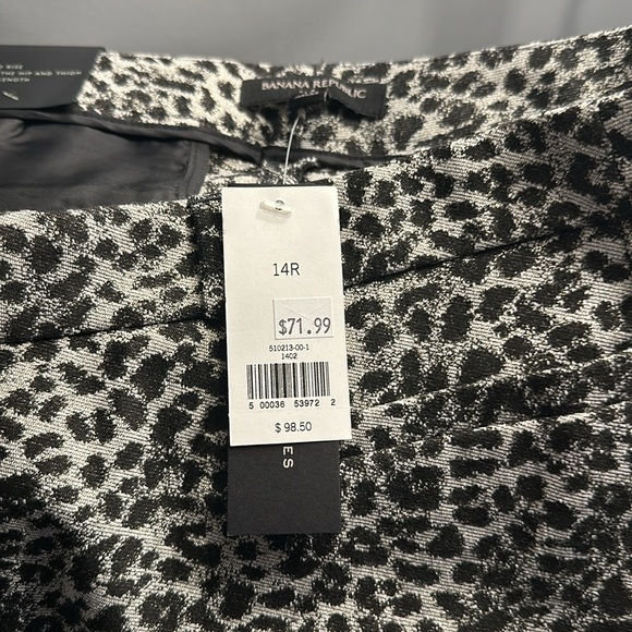 NWT Banana Republic size 14 Mid-rise Sloan Leopard pants. Black and white - Picture 6 of 6